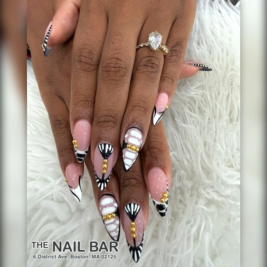 The nail bar